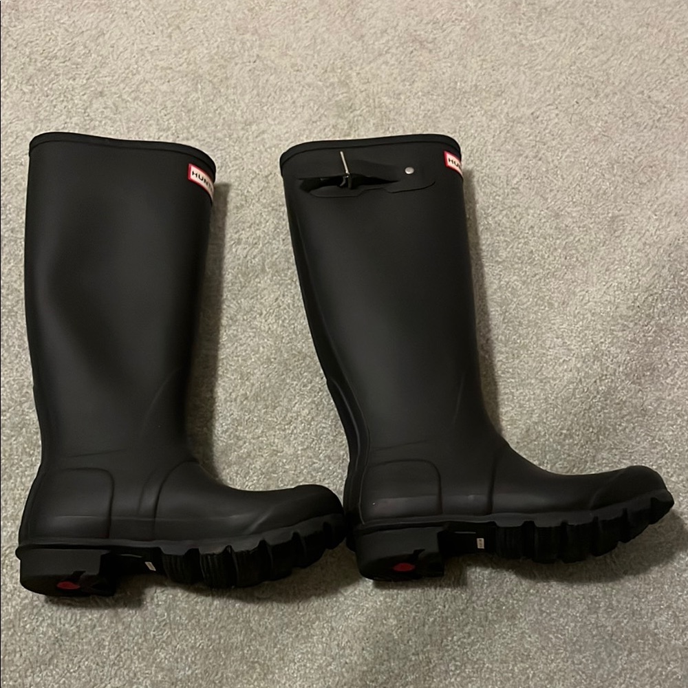 Hunter Classic Black Rain Boots